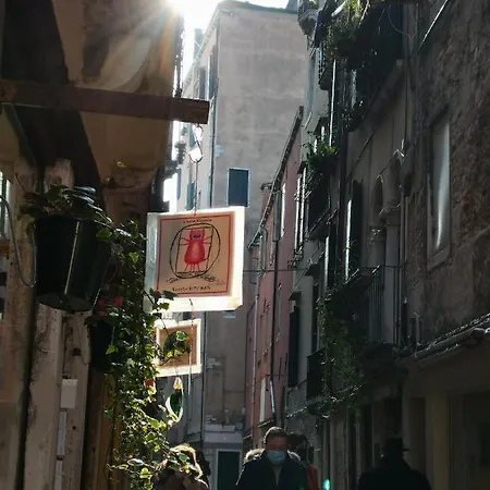 Apartmán La Guglia - Guglia House-cannaregio-venezia *