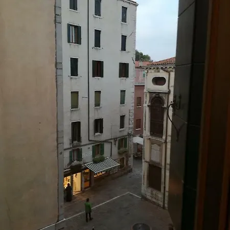 La Guglia - Guglia House-cannaregio-venezia Apartmán