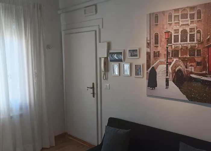 La Guglia - Guglia House Apartment-cannaregio-venezia Appartement Venetië